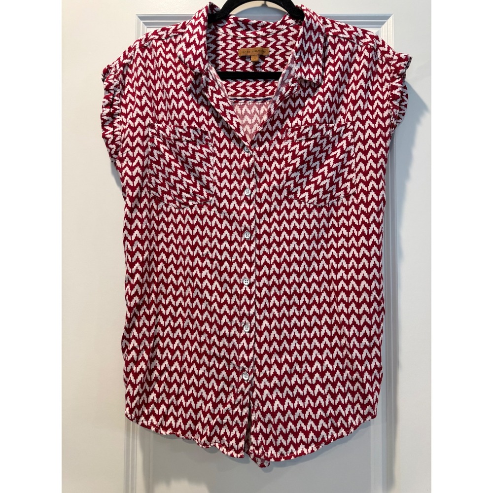 Jachs Girlfriend Red White Geometric Chevron Button Down Rayon Top Womens Small